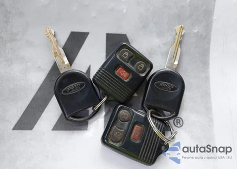 2007 Ford F-150 Fx4/Lariat/Xl/Xlt from USA, damaged, VIN 1FTPX14V27FB09248